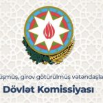 Fransada qədim qəsrdə şou zamanı tribuna aşdı